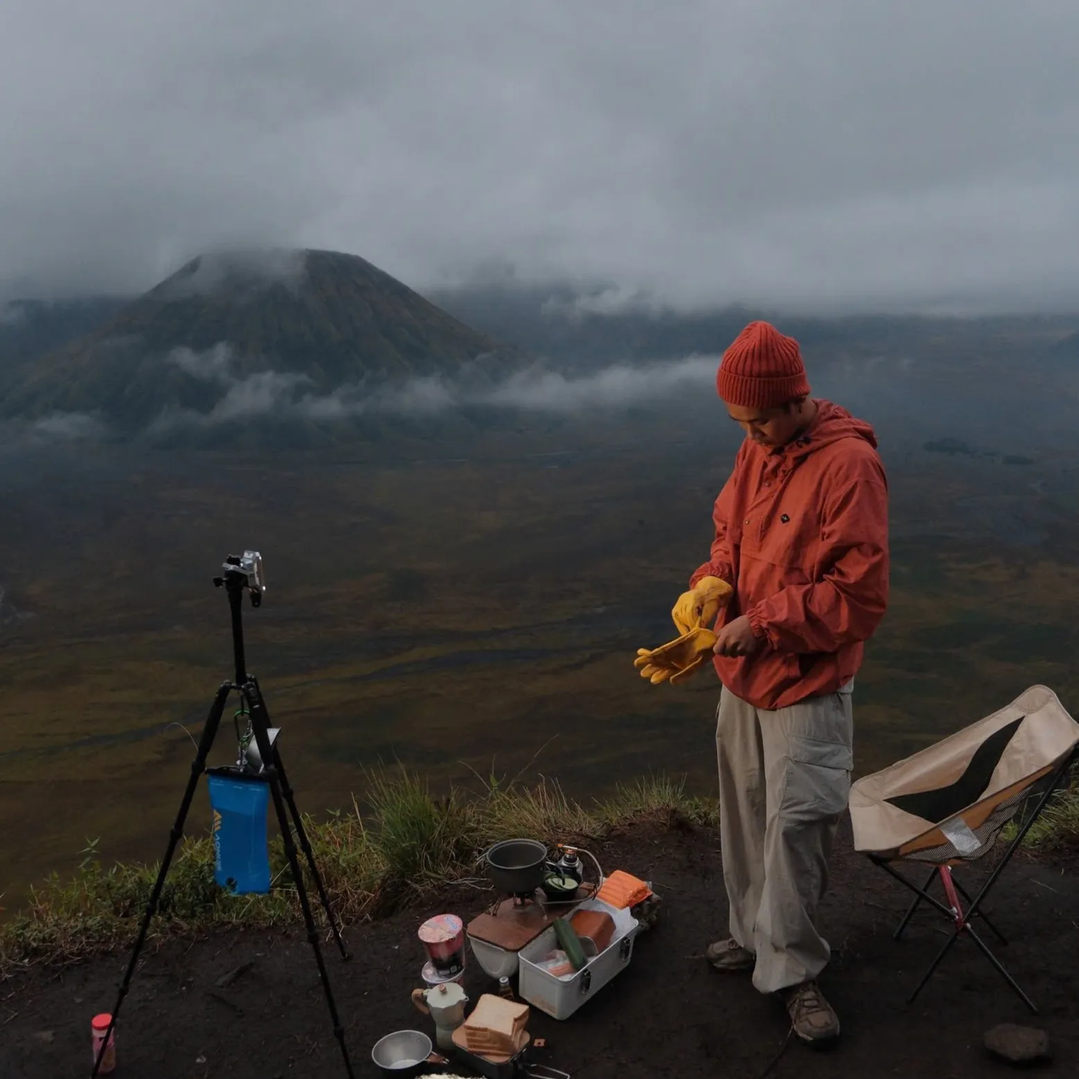 Lightweight sun-shield hiking jacket — The January Outdoor Vietnam